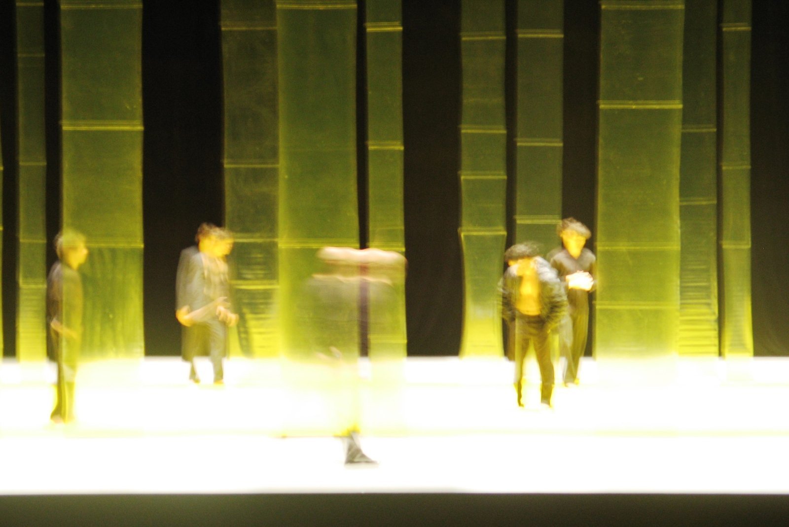 Tropicália – Szenografie von Studio Rossi, Bild 3